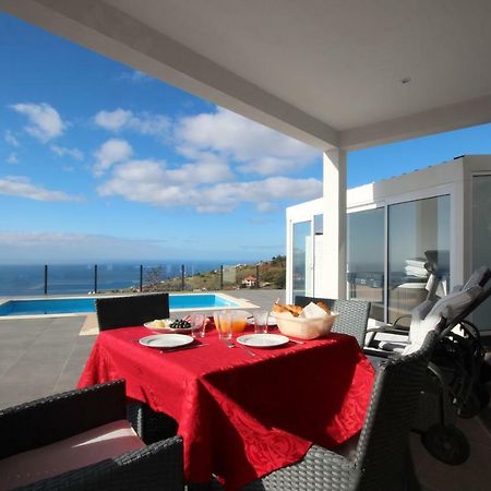Villa Por Do Sol Estreito Da Calheta Exterior photo